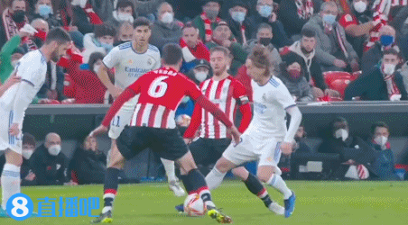 [图]斯佳辉6-0零封瑞恩·戴 晋级斯诺克英锦赛16强